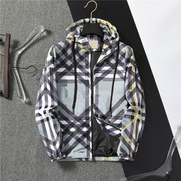 2023 Designer mens jackets hoodies windbreaker spring autumn windrunner fashion hooded jacket M-XXXL