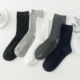 Men's Socks Autumn And Winter Cotton Medium Sleeve Solid Colour Sweat-absorbing Breathable Casual