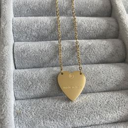 Gold Colour Luxury Brand Heart Pendant Necklaces High Polish Simple Love Necklace Women Designer Jewellery Wholesale