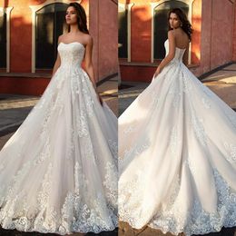 Elegant Lace Appliques Tulle A-line Wedding Dresses Vintage Robe de Mariee Sleeveless Simple Bridal Gowns With Lace Up Back Vestid317l