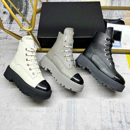 Women fashion luxury 2023 new designer Ultra Mini Boot Designer Australian Platform Boots for Men Real Leather Warm Ankle Fur Booties Luxurious Shoe EUR35-42