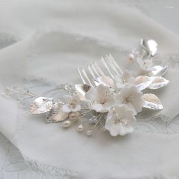 Hair Clips Floralbride Handmade Ins Style Freshwater Pearls Ceram Flower Bridal Comb Wedding Accessory Bridesmaids Women Jewellery