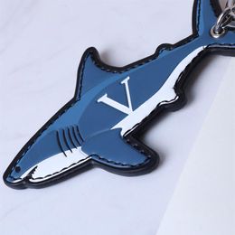 Cartoon Keychains Luxury Designer Fashion Keychain Sliver Keys Buckle Blue Genuine Leather Shark Letter Printted Mens Womens Key O308G