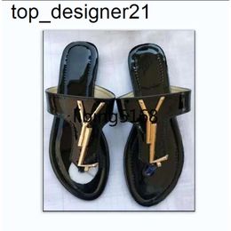 2023 Fashion brand wonen sandals big size 35-42 flip-flops red sandals rubber sole with web strap women Slippers 30 Colour womens Slippers