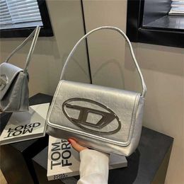 50% off clearance sale Bag 2023 Summer New Small Market Design Personalised Cool Women's Trend One Shoulder Crossbody Handheld Women's Bag model 258