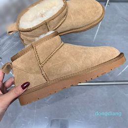 Woman Wool Half Ankle Boots Designer Suede Shearling Boot Lace Up Free Cuffed Shoes Outdoor Cold Proof Snow Boots Luxury Trainers Sock Shoes