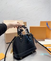 Fashion Bags with Lock tag Alma Bb Women Shoulder Bag Chain Messenger Bag crocodile pattern Leather Handbags Shell Purse Cosmetic Crossbody pu Totes billfold