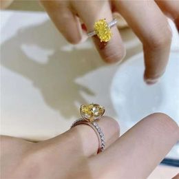 New HW Wedding Imitation Egg shaped Fortune Yellow Diamond Ring Oval Dove Egg Imitation Diamond Ring Light Luxury Gift