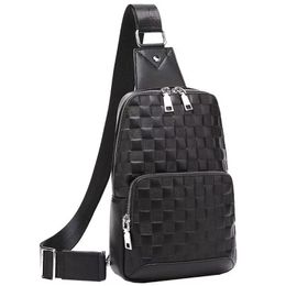 Mens Bag Deri 5 Renk Lüks Designer Avenue Omuz Çantaları Erkekler Fermuar Crossbody Moda Deri Sportif Seyahat Açık Backpac273s