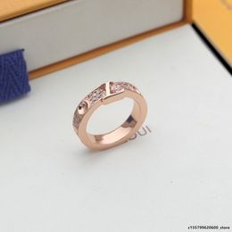 Rings 925 Multicolor Gold Silver Copper Powder Black Designers luxurious Gilded Brand Letter Ring Men and Women Fashion Metal Ring Jewel
