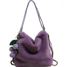 Duffel Bags Ladies 2023 Plush Handbag Autumn/Winter Luxury Faux Fur Shoulder Bag Small Ball Decorated Sweet Style