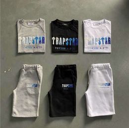 Men's Trapstar t Shirt Set Letter Embroidered Tracksuit Short Sleeve Plush Shorts Advanced Design 448ess