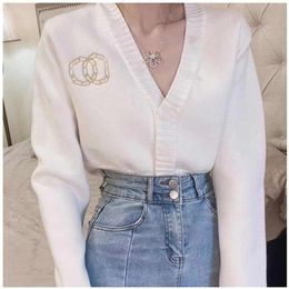 Women's Sweaters Blouse New Spring New Heavy Embroidery V Collar Show Thin Cardigan Coat Female304O