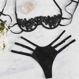 New Sexy Women Lace Lingerie Bra Set Female Chic Brief Sets Lady Lace Flower Bra And Panties252w