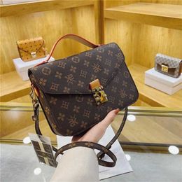 Baobao Women's New Year and Autumn Western Style Lock Buckle Wide Strap Beautiful Handheld One Shoulder Crossbody Bag B60