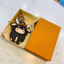 Fashion PU Leather OX Cattle Cow Key Ring Designer Keychain Car Keyring Holder Bull Pendant Christmas New Year Gift with Box YX561231h