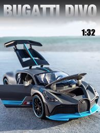 Diecast Model 1 32 Bugatti Divo Alloy Car Simulation Sound And Light Pull Back Toy Metal Sports Boys Collection Ornaments Gift 230914