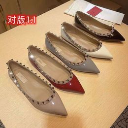 Valentine shoe Designer shoes flat heel Lacquer leather rivet shoes pointed shallow flat sole V soft sole black shoe women heel QBY3L