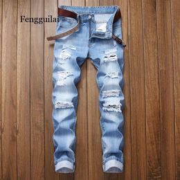 New Fashion Ripped Jeans Men Patchwork Hollow Out Printed Beggar Cropped Pants Man Cowboys Demin Pants Male164n