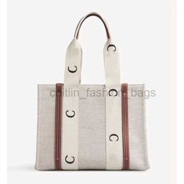 Tote 2023 New Canvas Tote Bag designer bag Large Capacity Commuter Female handbag tote designer Bag Beach Bag caitlin_fashion_bags4