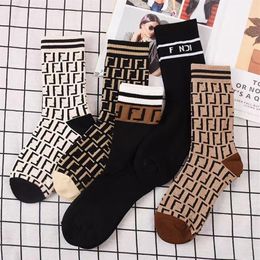 Men and women designer socks retro letter print brand fashion sock men's autumn winter socks whole250O