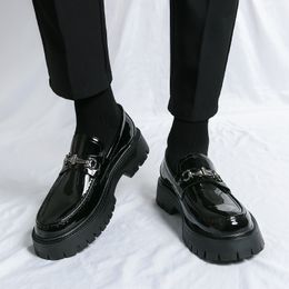 Black Men Formal Shoes with Metal Buckle Decoration and Thick Soles To Increase The Height of Lazy People Shoes