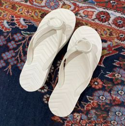 luxury designer shoe woman slippers foam chevron thong sandals man slipper signature designs sandal beach slip on slide Flip Flops with dust bag