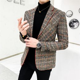 Luxury British Style Plaid Blazers for Men Suit Jacket Casual Woollen Wedding Dress Coat Single Business Male Button Veste Costum281w