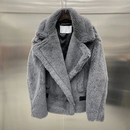 Max1 nuovo 2023 di alta qualità cappotto di pelliccia invernale da donna design in pelliccia piumini invernali plus size designer stilista soprabito designer giacca da donna regalo di Natale