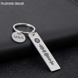 Keychains Lanyards Couple Music Gift Keychain Personalised Spotify Code Keychains Custom Love Initials Music Scan Code Key Chain Engraved Key Ring Q230918