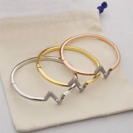 Europe America Fashion Style Lady Women Brass 18K Gold Engraved Letter Settings Diamond Volt Bangle Bracelet 3 Color Q95980 Q05002276t