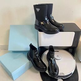 Neue schwarze Leder-Knöchel-Chelsea-Stiefel, Plateau-Slipper, rund, flache Stiefeletten, klobiger Halbstiefel, Luxus-Designer, High-Top-Schuhe für Damen, Knight Boots 05