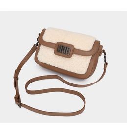 Kış yeni UG kadın çanta kuzu peluş çanta messenger çanta retro omuz askı moda küçük kare çanta