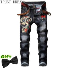 Men's Jeans 2021 Men Denim Pencil Pant Embroidery Stretch Red Rose Dragon Mens Casual Slim Trouser Power Man Club Hip Hop Coo290D