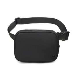 2023 Everywhere Sports Leisure Waist Bag Yoga Fitness Chest Bag Multipurpose Lightweight Crossbody Bag for Men and Women