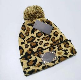 2024 Designer Wool Hat High quality workmanship and warmth with wool knit cap NFC recognisable website Indoor and outdoor wear Trendy and fashionable MM882