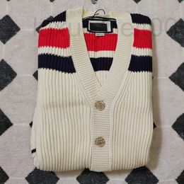 Men's Sweaters Designer Autumn Winter Blue Red Stripe Embroidery Emblem V-Neck Cardigan High Grade Sweater Knit Men's Women's Ins LH2W