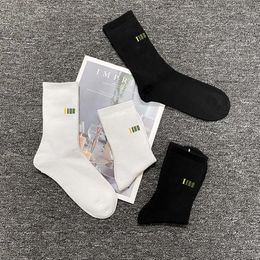 Mens Fashion Socks Boys Active Running Sports Sock Hiphop 23ss Streetwear 3 Colours for Whole319b