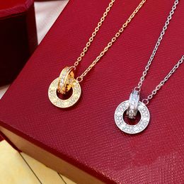Collana d'amore di lusso di design per le donne Gioielli d'amore Catena di diamanti in acciaio Collane regalo per San Valentino Accessori per gioielli con catena girocollo Non sbiadiscono