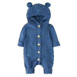 Rompers Spring Autumn Baby Knit Sweater Bodysuit With Velvet To Keep Warm Boys Girls Crawling Clothes 230915