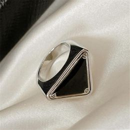 Luxury Fashion Designer Silver Ring Brand Letters Ring For Lady Women Men P Classic Triangle Rings Lovers Gift Engagement Designer253N