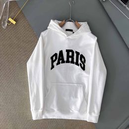Designer Luxury Autumn and winter fashion High Street cotton sweatshirt pullover Hoodie Breathable men and women letter Parisian pattern casual hoodie
