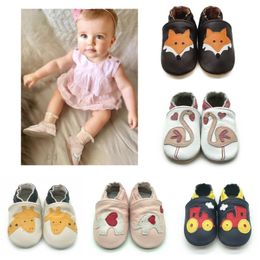 First Walkers Baby Shoes Cow Leather Bebe Booties Soft Soles Non Slip Footwear For Infant Toddler Boys And Girls Slippers 230915