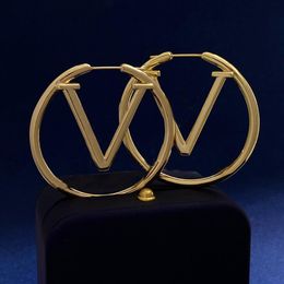 Women Designer Hoops Earrings Fashion Womens 5cm Circle Simple Gold Earring Jewellery Luxurys Designers Earrings Letter Studs Hoops 335P