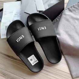 2023 Sommer Neue Sandale Designer Slipper Mann Slide Frau Slide Beige Schwarz 3D Doppelbuchstabe B Pool Slipper Paris Gummischuh mit Box Kostenloser Versand