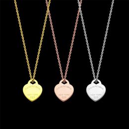 2022 Fashion New T Letter Pendant Necklace Brand Classic Heart Shaped Designer Necklace Men&Women Couple Stainless Steel Necklaces275I