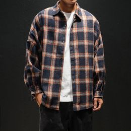 Mens Plaid Flannel Shirts Hip Hop Men Shirt Long Sleeve Streetwear Coat Loose Casual Shirt 5XL Plus Size Clothing194x