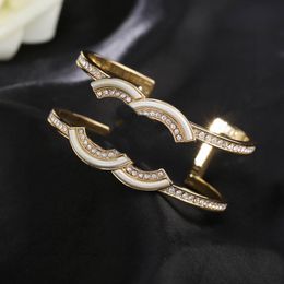 Luxury Designer Bangle Opening ccity Bracelets Jewellery Women Woman Charm Bracelet man Letter C Logo cuff Gift 6745