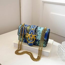 Factory outlet women shoulder bags 4 Colours street fashion snake chain bag trend Colour matching leather handbag flip fashion mobile phone coin purse 72123#