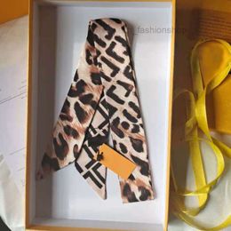 Scarves Fashion brand women's scarves leopard print alphabet designer headband classic handbag scarvess high quality silk material size 6*120cm3JNU